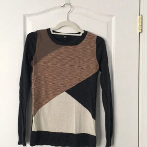 Mossimo Black and Brown Sweater